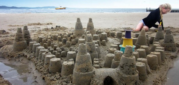 quut beach toys